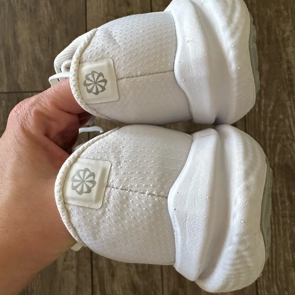 Nike Winflo 10 Women's All-White Athletic Sneakers - Picture 8 of 9